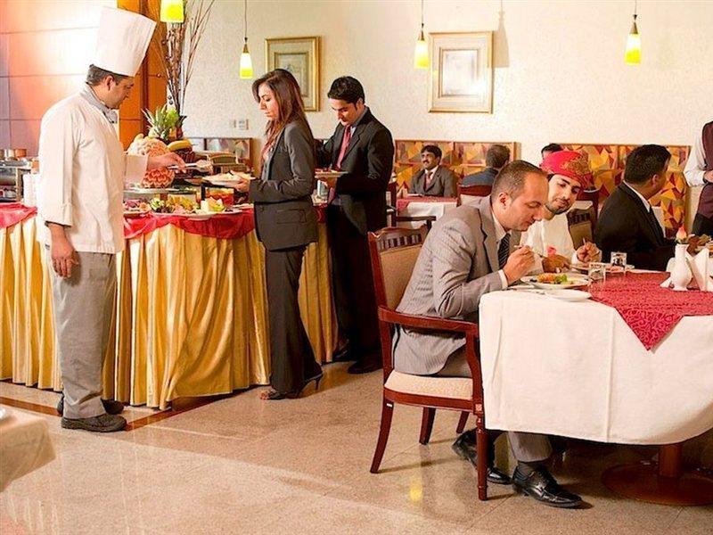 Safeer International Hotel By Brothers International Maskat Dış mekan fotoğraf
